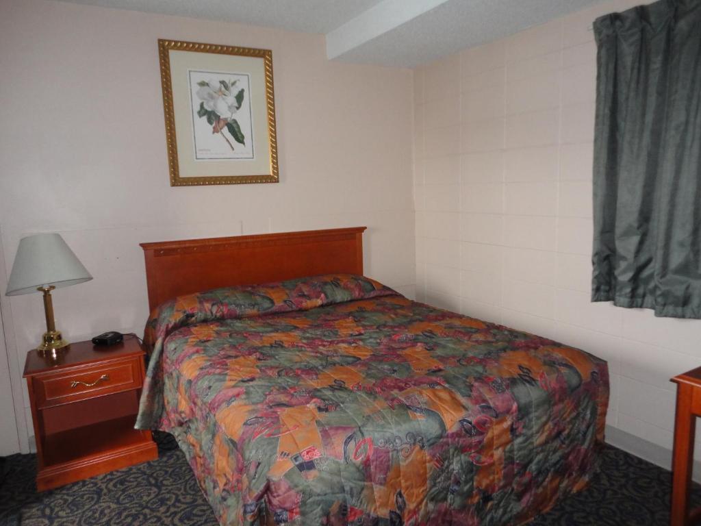 Matador Motel Drayton Valley Номер фото